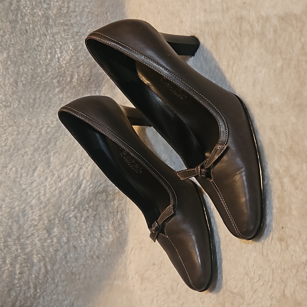 What's what, by AEROSOLES Woman Cheyenne Leather Pumps heel  Shoes Size 7M